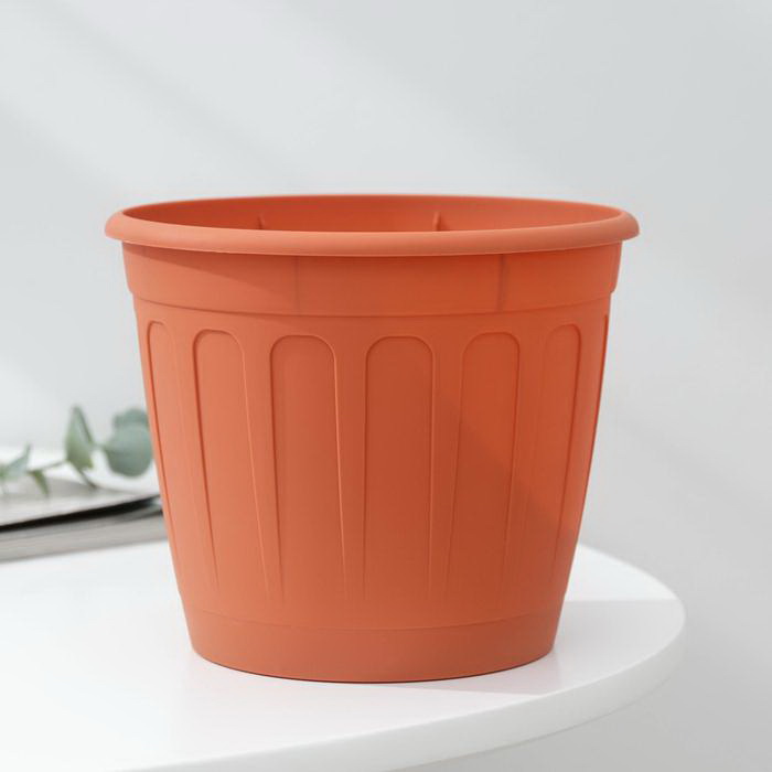 Горшок д/цв. "Дионис" 1,6л. с подд. М8244 (коричн.)