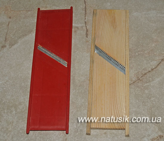 Терка д/корейск.морков. (дерево) малая 70*250мм. 1018 Д