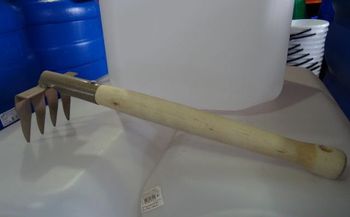 Рыхлитель Z4 с черен.