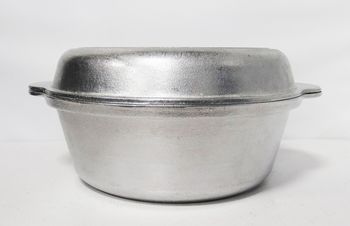 Кастрюля Волг. ал. "Латка" 2,5л. 14800 с крышкой