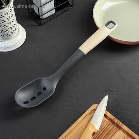 Ложка поварская Virtuoso ПЦ1088+ с отверстиями (сливочный крем)