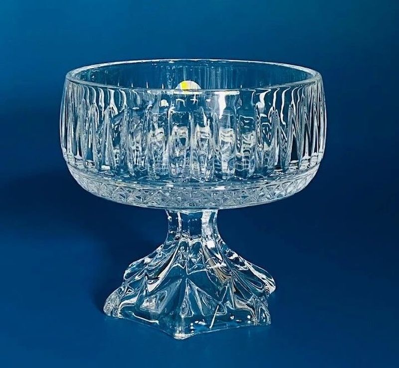 Конфетница 588-637 на ножке, (подар. уп.)